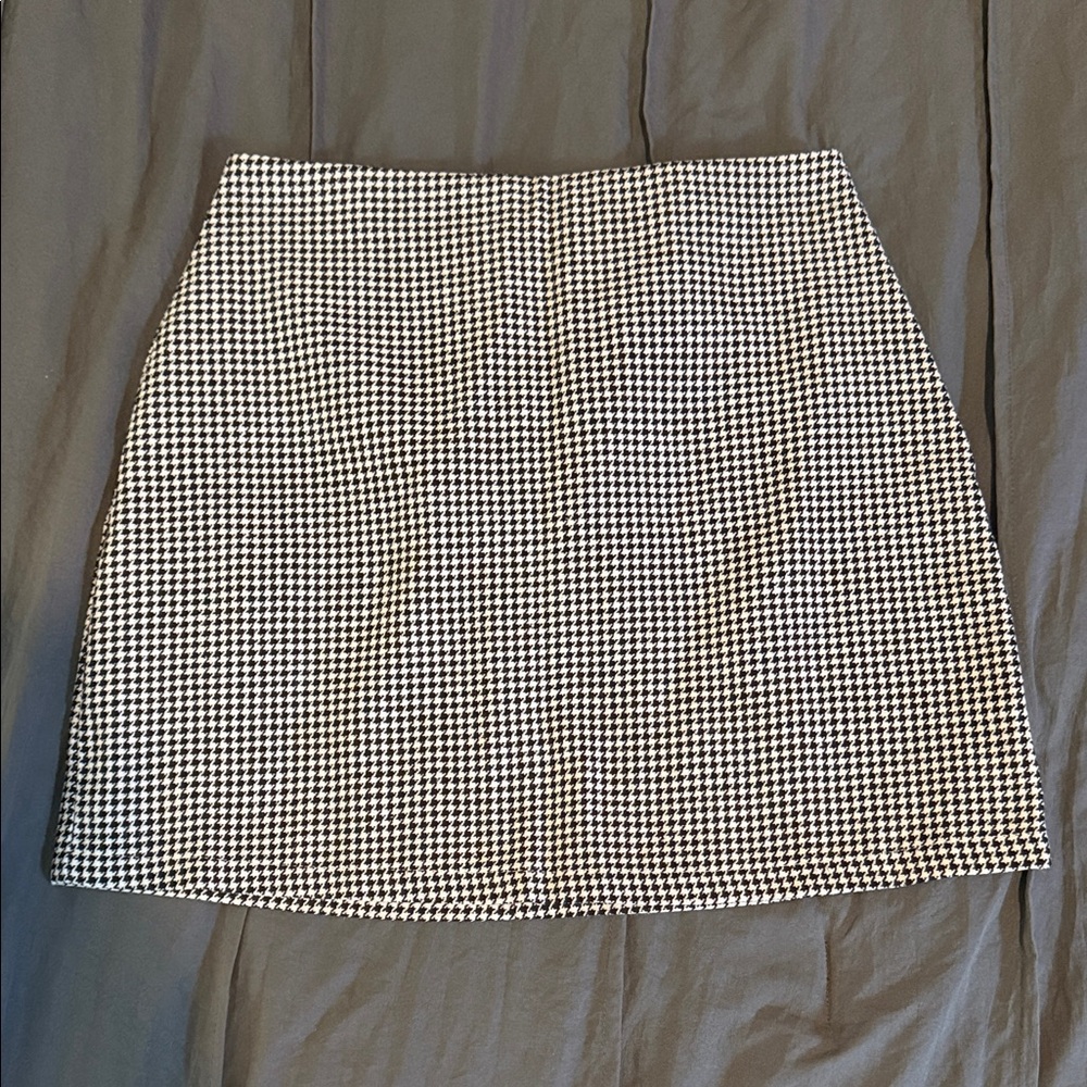SHEIN Black and White Houndstooth Pencil Skirt